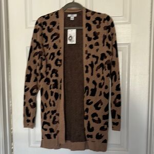 NWT Croft & Barrow Light Tan Leopard Print Cardigan Sweater